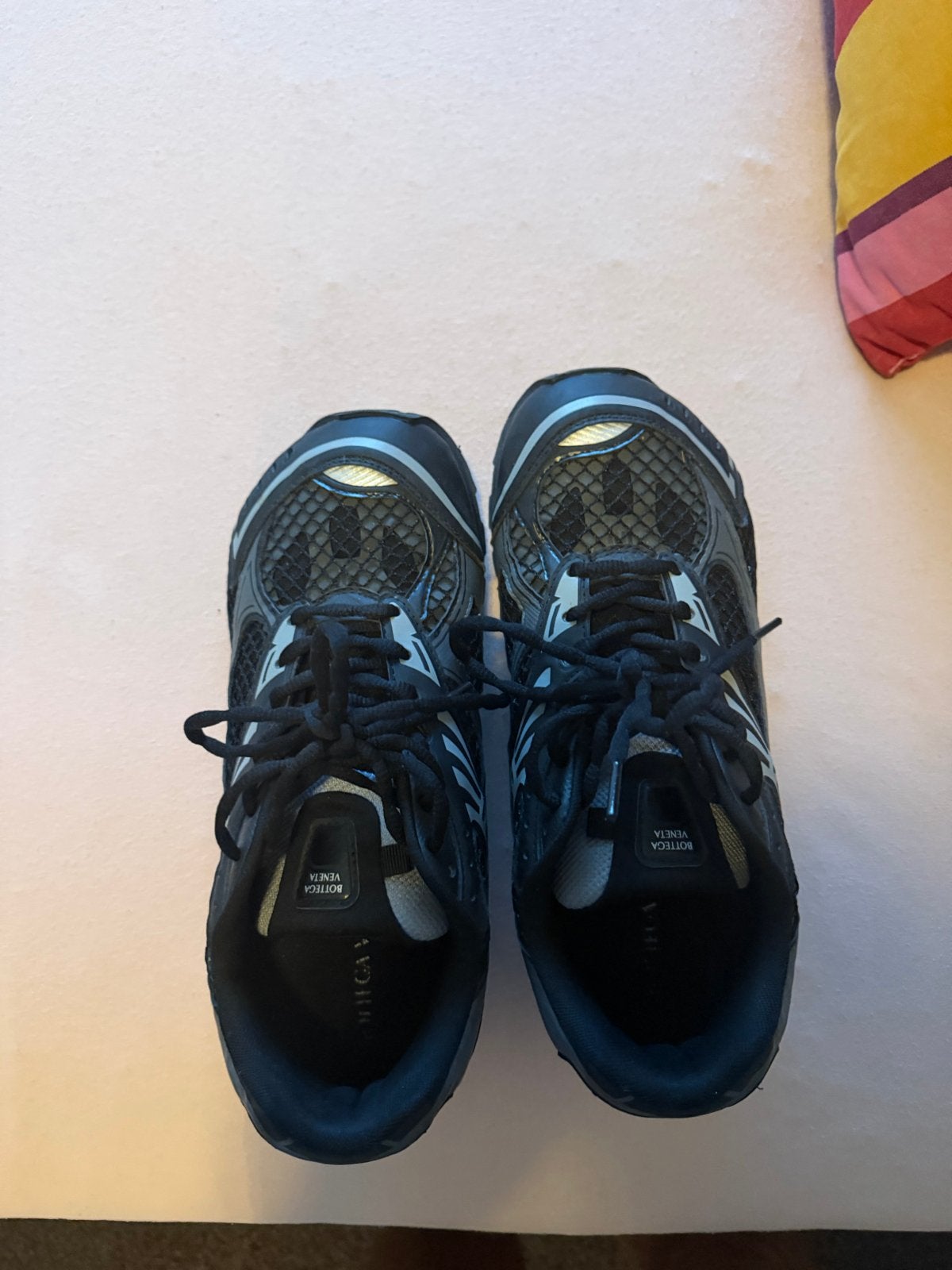 Bottega Veneta Sneakers - Maat 42, Ophalen of Verzenden, Zo goed als nieuw, Zwart, Sneakers of Gympen