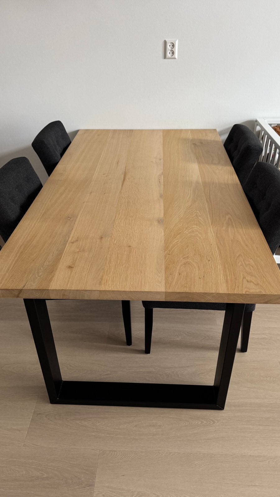 Eiken eettafel - met zwarte stalen poten, Ophalen