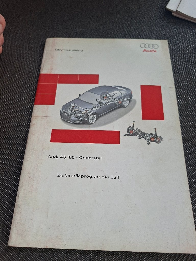 Service training audi A6 2005 onderstel, Auto diversen, Handleidingen en Instructieboekjes, Ophalen of Verzenden