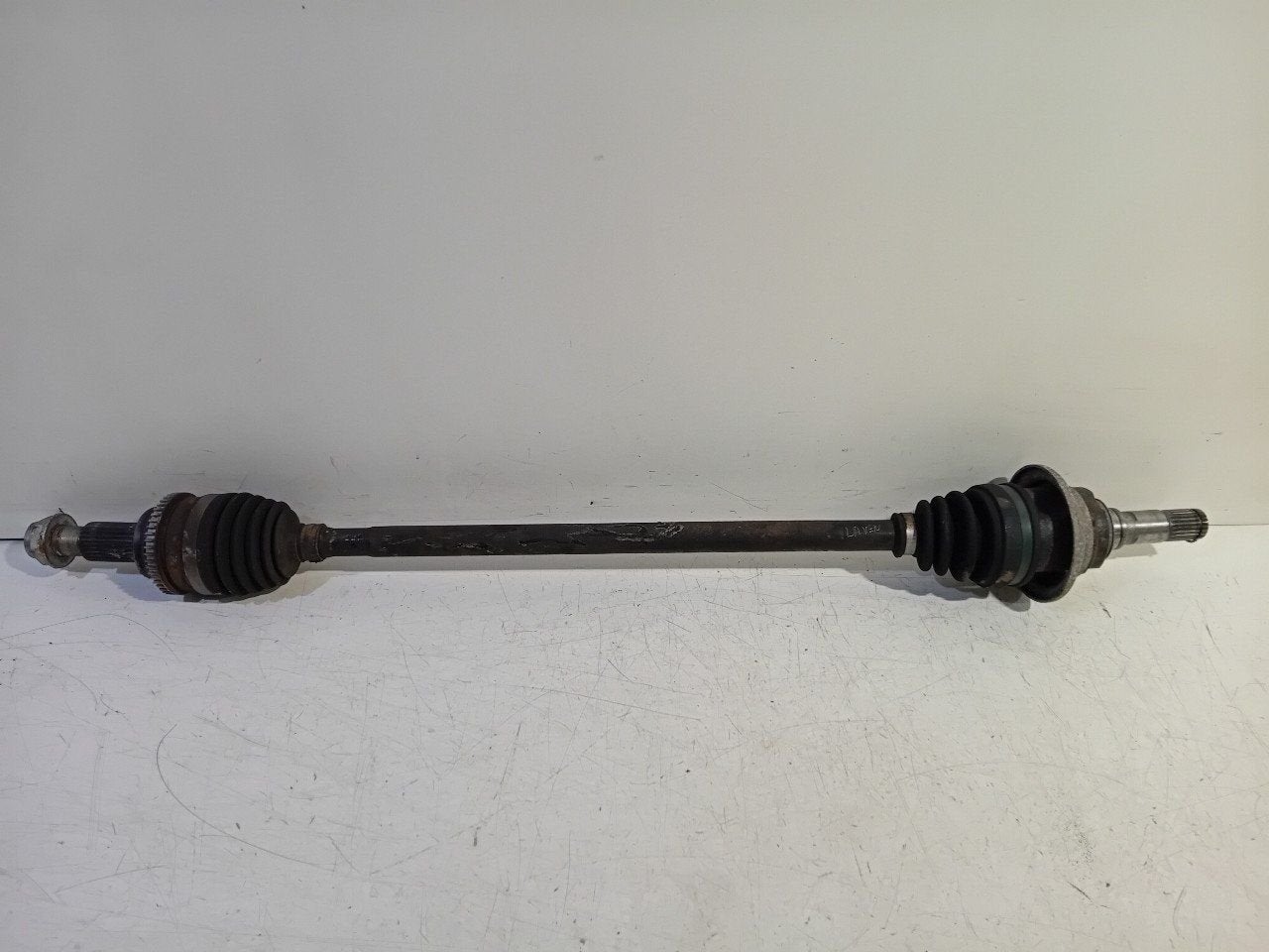 Aandrijfas links achter Mazda CX-5, Onderdelen@venauto.nl, Van der Ven Autorecycling B.V., Gebruikt, Ettenseweg 76, 4706 PB Roosendaal, The Netherlands
