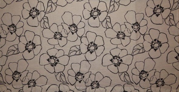 Vintage lap stof wit met grote zwarte bloemen, Wit, Ophalen of Verzenden, Zo goed als nieuw, 30 tot 120 cm