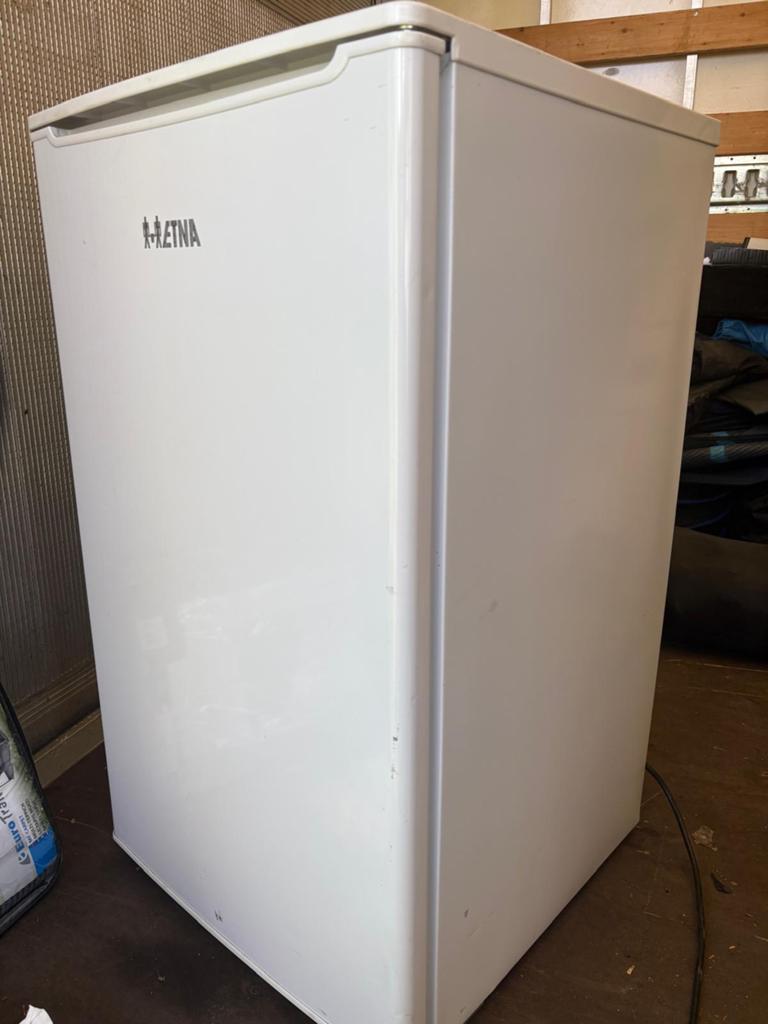 ETNA camping / caravan koelkast – bijna nieuw, Ophalen, Zonder vriesvak, Minder dan 85 cm, Minder dan 75 liter