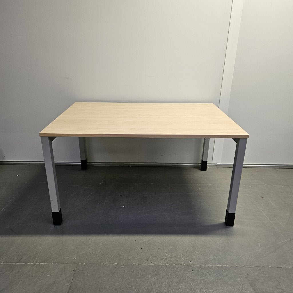Steelcase kantoortafel - 140x100 cm, Niet ingevuld, Gebruikt, Niet ingevuld, Niet ingevuld