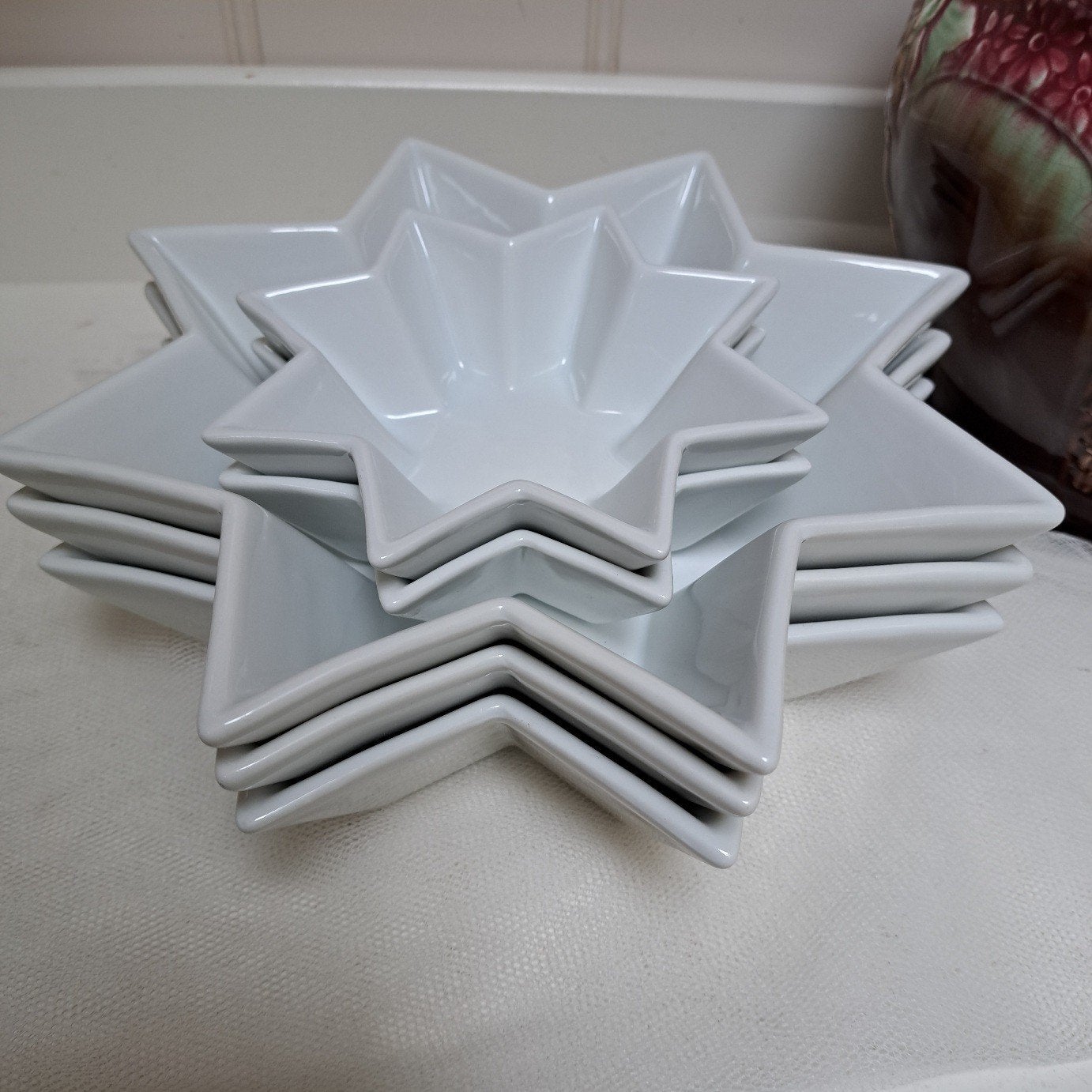 Porselein 5 Schalen model ( Kerst ) STER NIEUWSTAAT 2 maten, Ophalen of Verzenden, Overige stijlen, Porselein, Schaal of Schalen