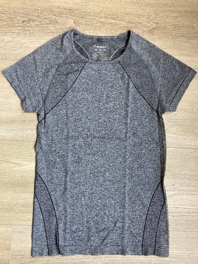 Sportshirt - zwart/grijs - mt 42/44, Kleding | Dames, Zwart, Maat 42/44 (L), Ophalen of Verzenden, Zo goed als nieuw