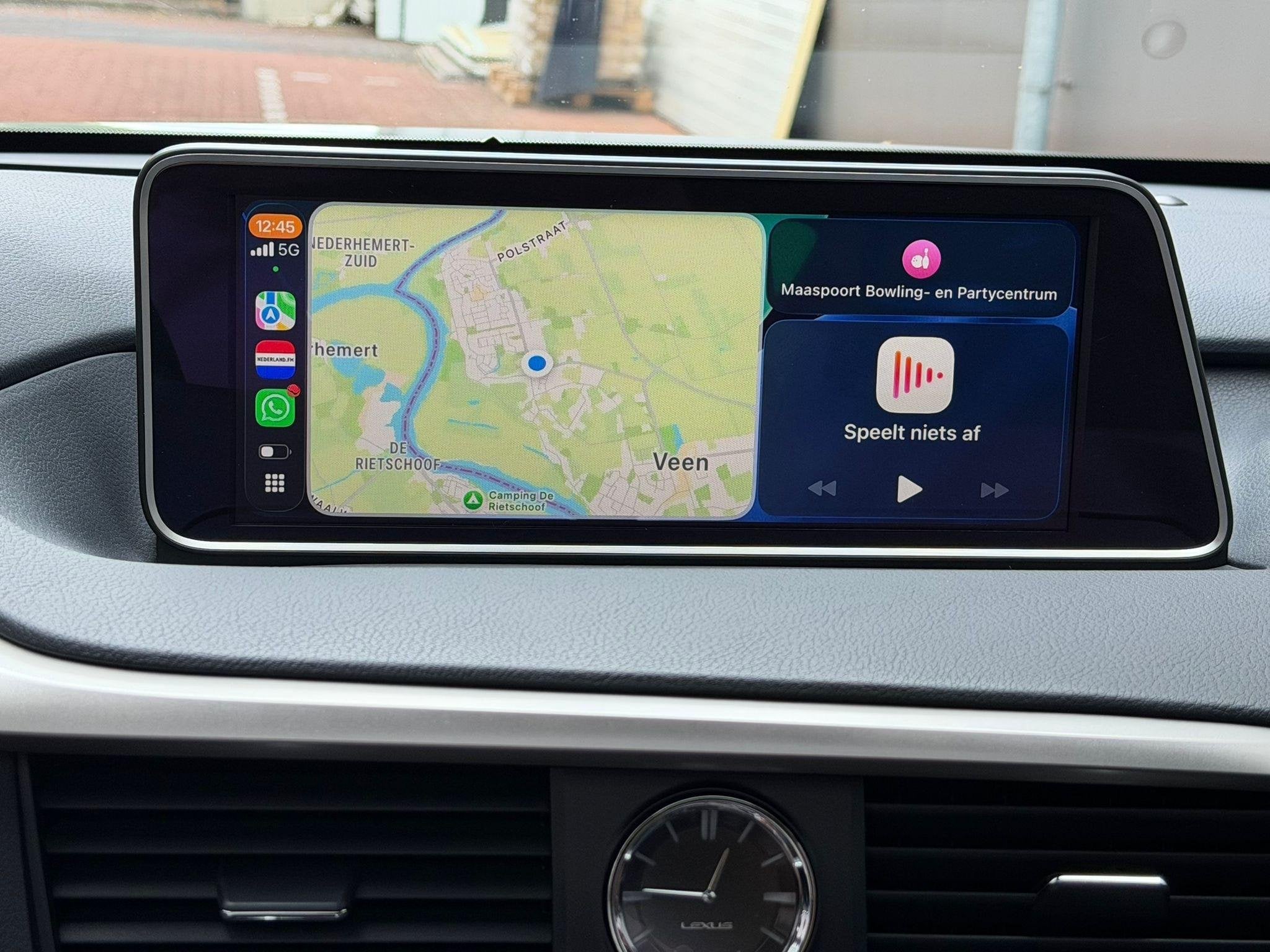 Lexus RX 450h 4WD AppleCarplay Pano (Red Carpet tot 2-2027), Auto's, Lexus, Automaat, Euro 5, Gebruikt, 2000 kg