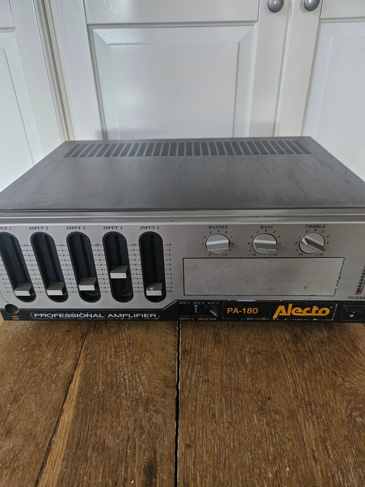 Omroepversterker Professioneel Alecto., Ophalen of Verzenden, Gebruikt, Audio