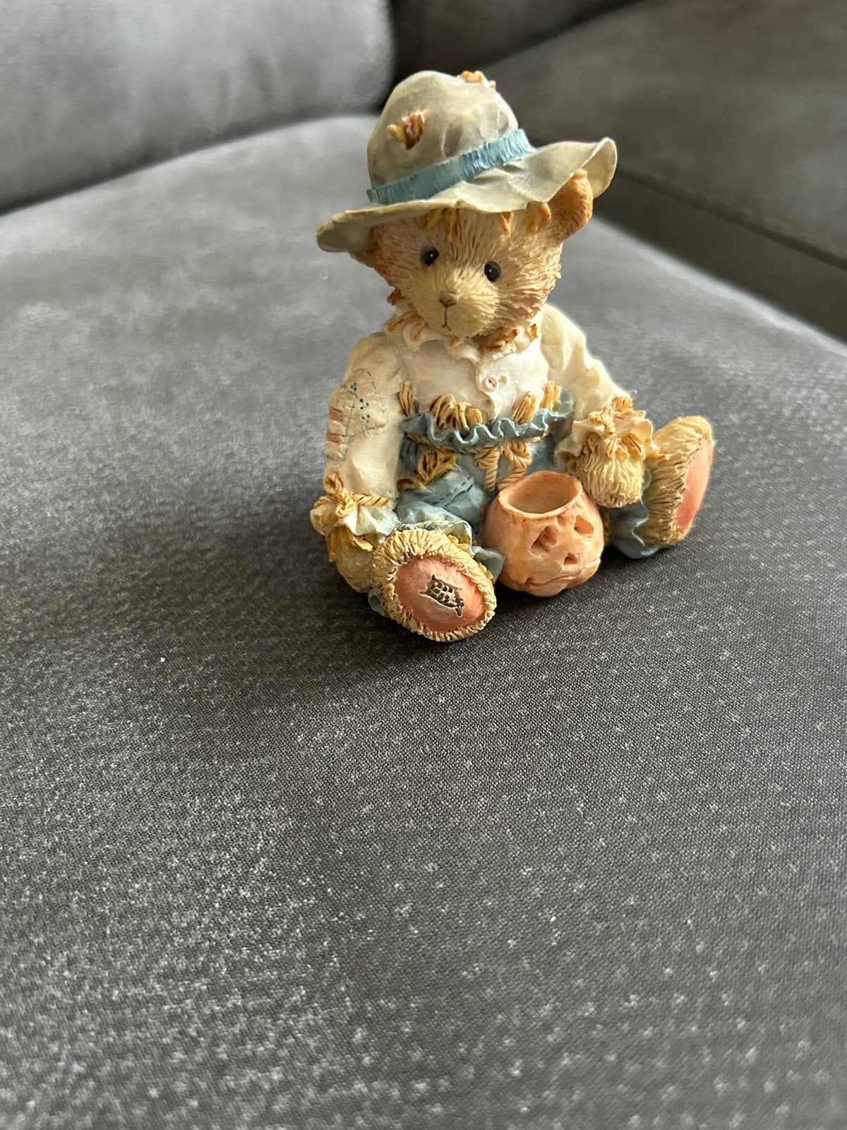 Cherished teddies beeldje “gary” uit 1993., Verzamelen, Ophalen of Verzenden, Zo goed als nieuw, Beeldje, Cherished Teddies