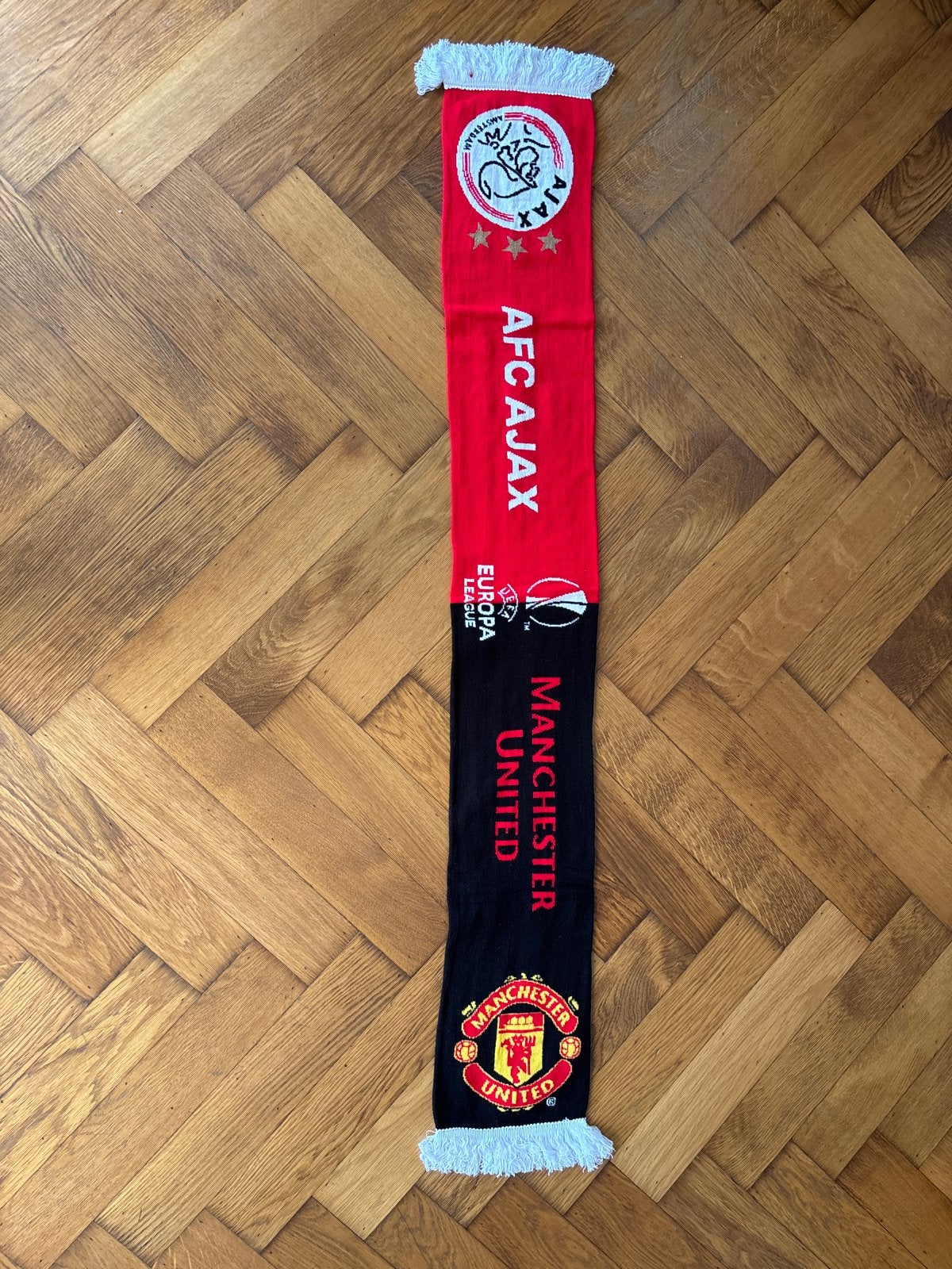 Ajax vs Manchester United Europa League Finale Sjaal, Verzamelen, Sportartikelen en Voetbal, Verzenden, Zo goed als nieuw, Ajax