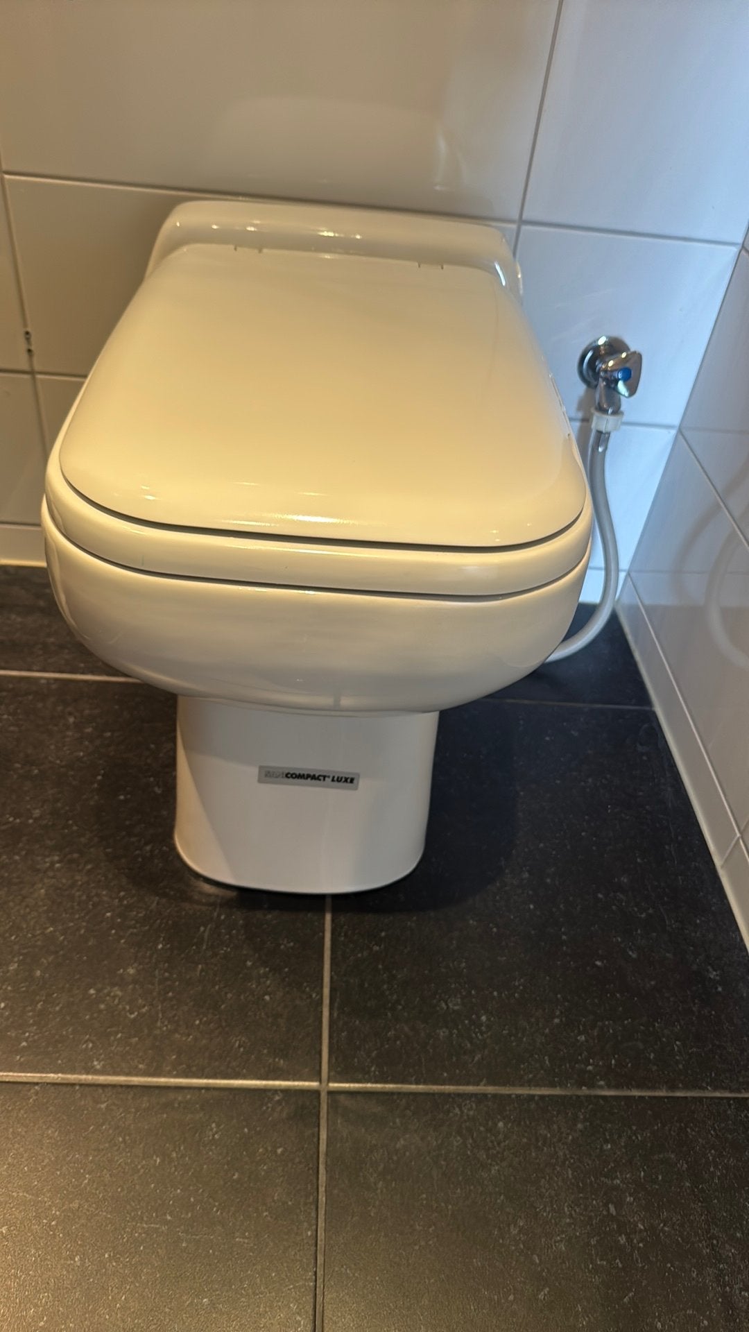 Sanibroyeur, Ophalen, Zo goed als nieuw, Toilet