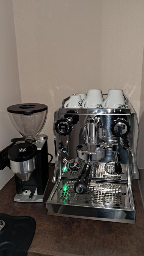 Rocket giotto chronometro R en Rocket faustino 3.1, Stoompijpje, Espresso apparaat, Zo goed als nieuw, 1 kopje