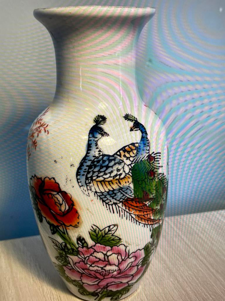 Chinees porseleinen vaasje, Ophalen of Verzenden