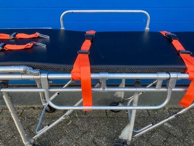 Ferno brancardwagen met matrasje, Gebruikt, Niet ingevuld, Niet ingevuld, Ophalen