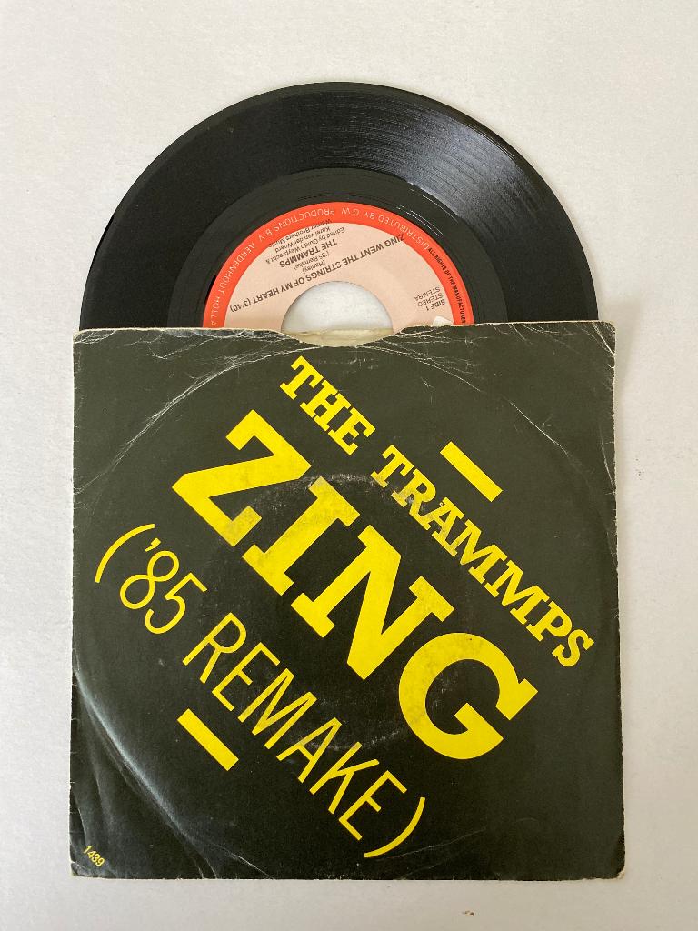 Trammps – Zing ('85 Remake), 7 inch, Zo goed als nieuw, R&B en Soul, Single