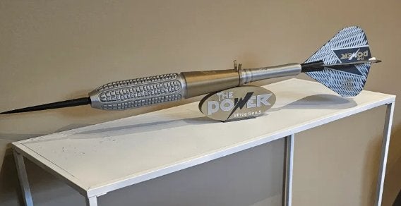 Gigantische dartpijl van uw favoriete dartspeler!, Hengelo OV, Nieuw, Ophalen of Verzenden, Pijlen