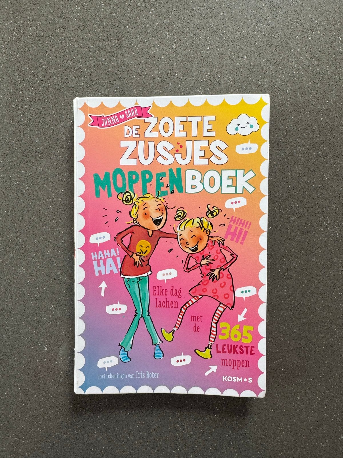 De Zoete Zusjes Moppenboek - Janna & Saar, Ophalen of Verzenden, Gelezen, Hanneke de Zoete, Fictie algemeen