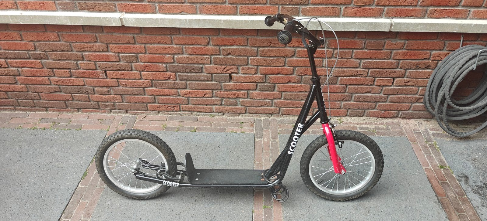Stoere step met grote wielen - Ideaal voor avontuur!, Ophalen, Urban Scooter, Zo goed als nieuw, Gewone step