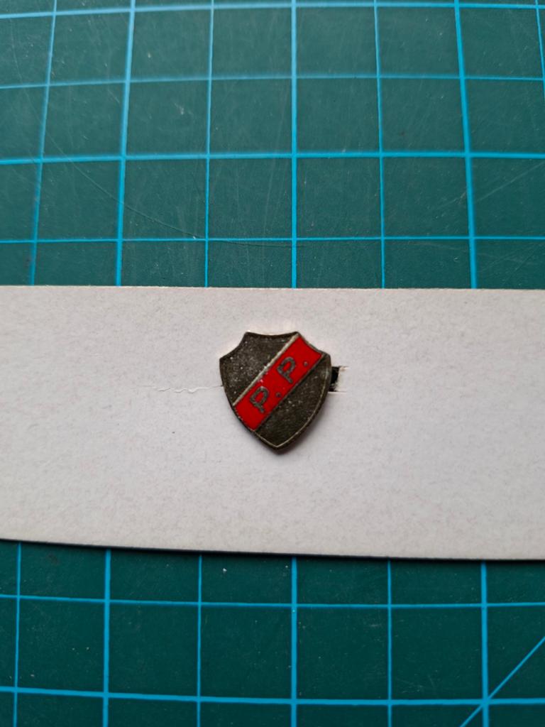 speldje broche P.P., Ophalen of Verzenden, Gebruikt, Overige onderwerpen, Speldje of Pin
