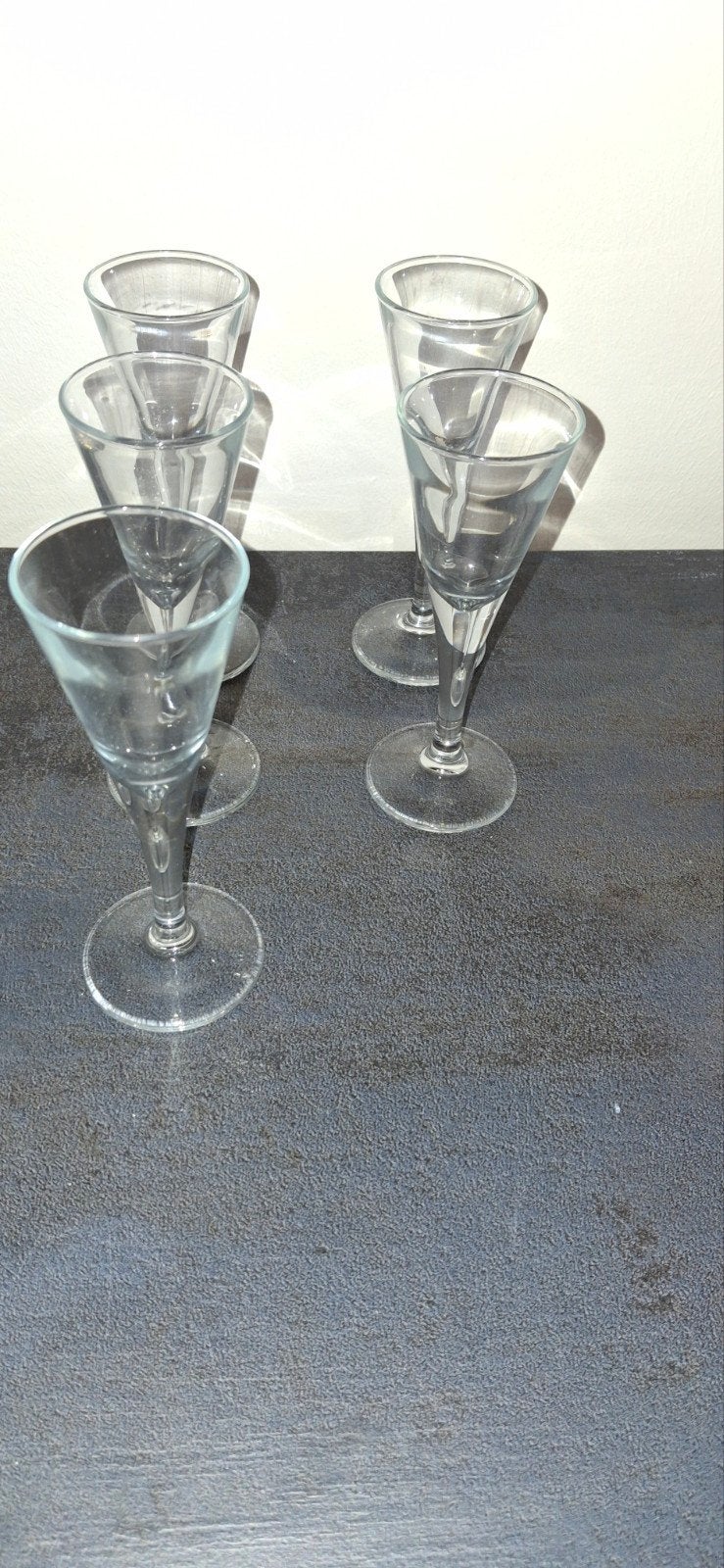 Set van 5 elegante borrelglaasjes, Ophalen