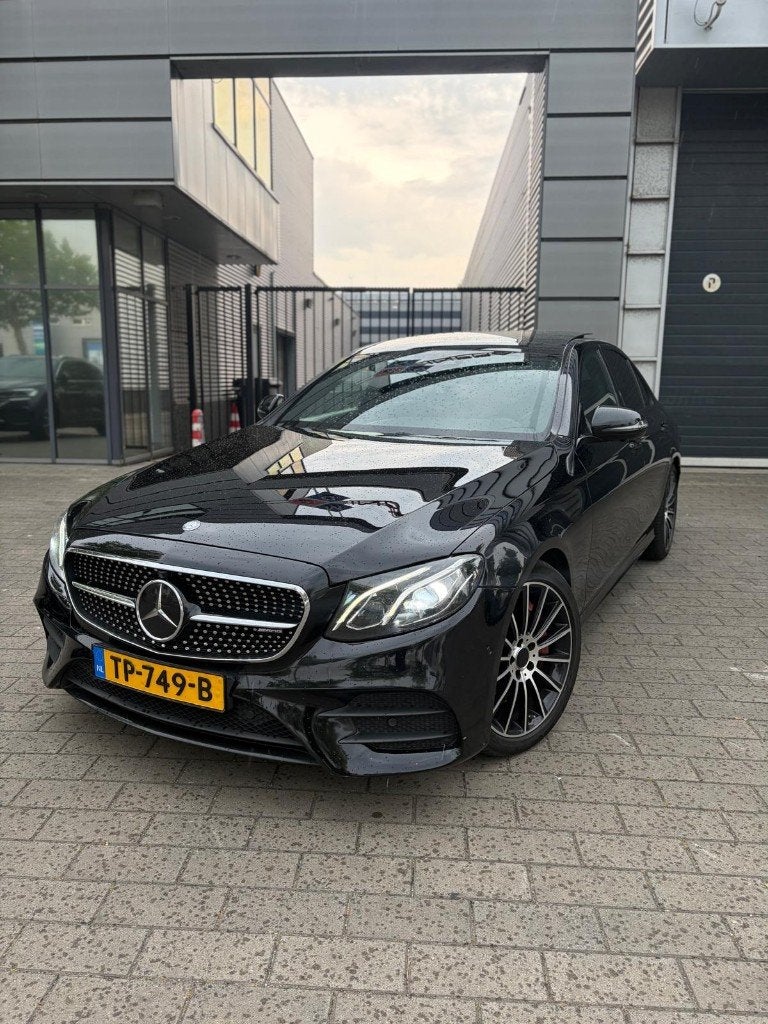 Mercedes-Benz E-Klasse E350 AMG, Auto's, Mercedes-Benz, Automaat, Achterwielaandrijving, 258 pk, Leder