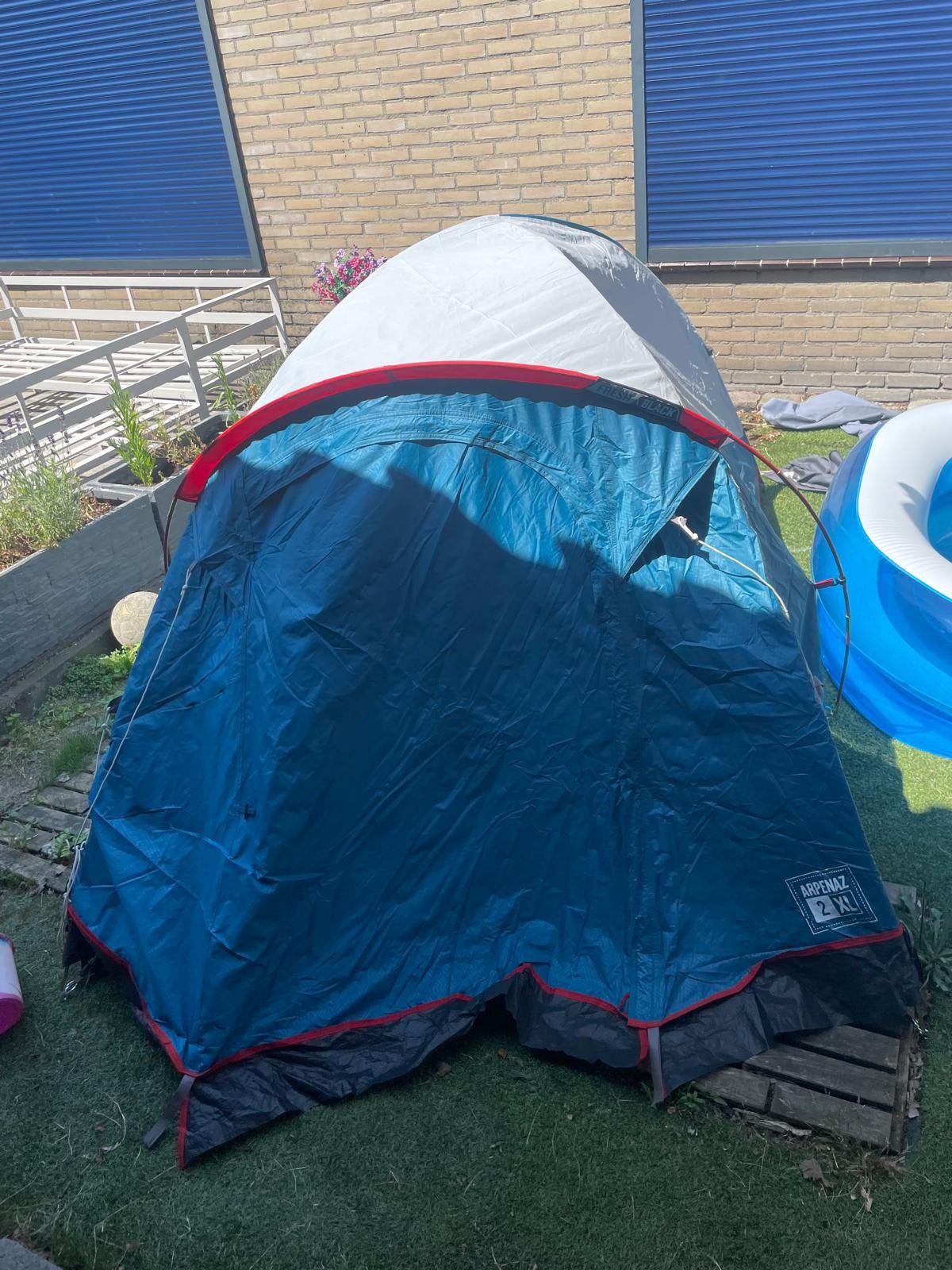 Decathlon  quechua  2 persoons tent arpenaz, Ophalen, Zo goed als nieuw