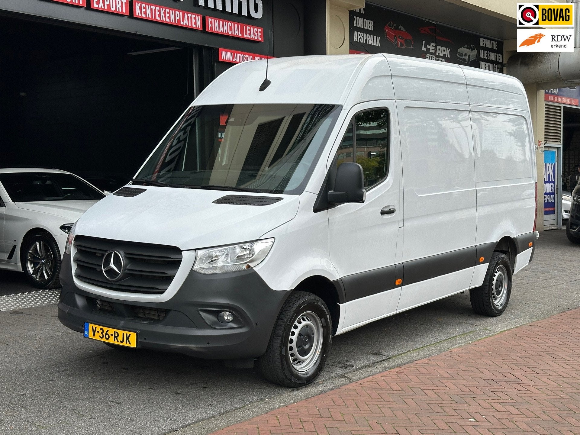 Mercedes-Benz Sprinter 317 1.9 CDI L2H2 Automaat Navi Camera