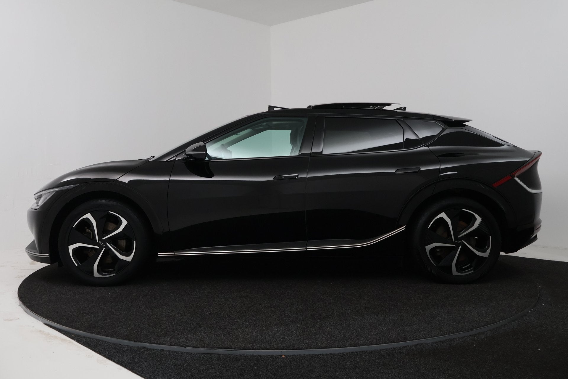 Kia Ev6 Plus Advanced 77.4 kWh SOH 100% (PANORAMADAK, STUUR-, Auto's, Automaat, 228 pk, Achterwielaandrijving, Gebruikt