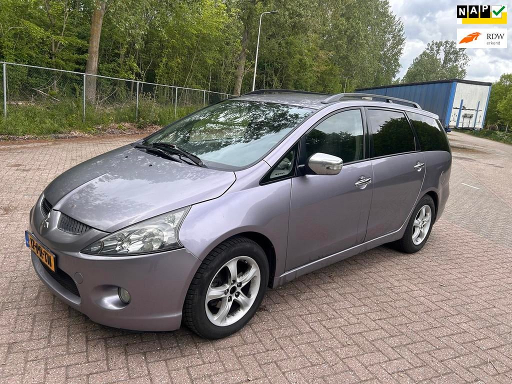 Mitsubishi Grandis 2.4-16V Intense AUTOMAAT! AIRCO! 7-Persoo, Stof, 7 stoelen, Bedrijf, Metallic lak