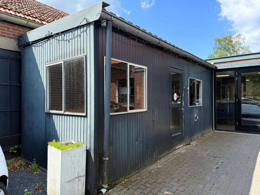 kantoor unit/ schaftkeet / zuipkeet, Ophalen