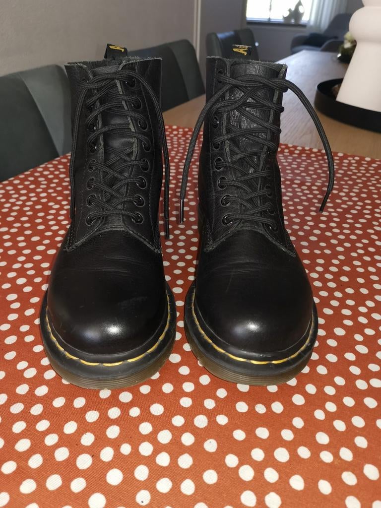 Dr. Martens laarzen van zacht leer. Maat 40., Kleding | Dames, Schoenen, Dr. Martens, Ophalen of Verzenden, Zo goed als nieuw