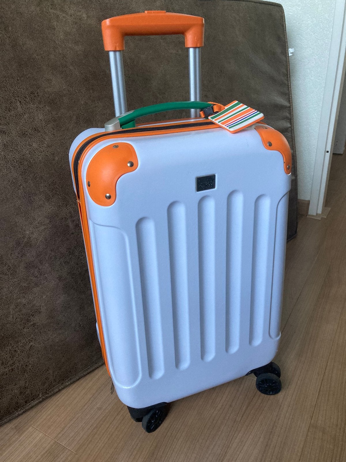 Postcodeloterij koffertje, Ophalen, Hard kunststof, Minder dan 50 cm, Zo goed als nieuw