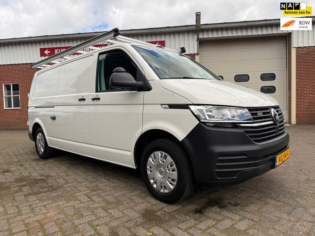 Volkswagen Transporter 2.0 TDI L2H1 150PK automaat servicewa, Auto's, Bestelauto's, Gebruikt, Euro 6, 4 cilinders, 150 pk