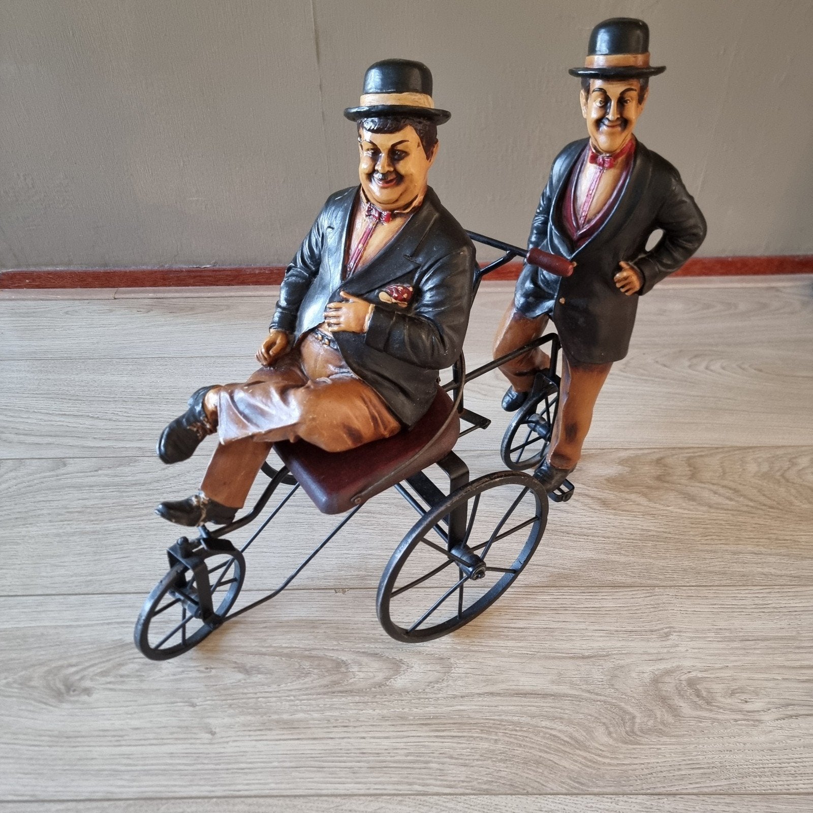 Laurel  & Hardy, Ophalen, Gebruikt, 1:50 of kleiner, Figuur of Figuren