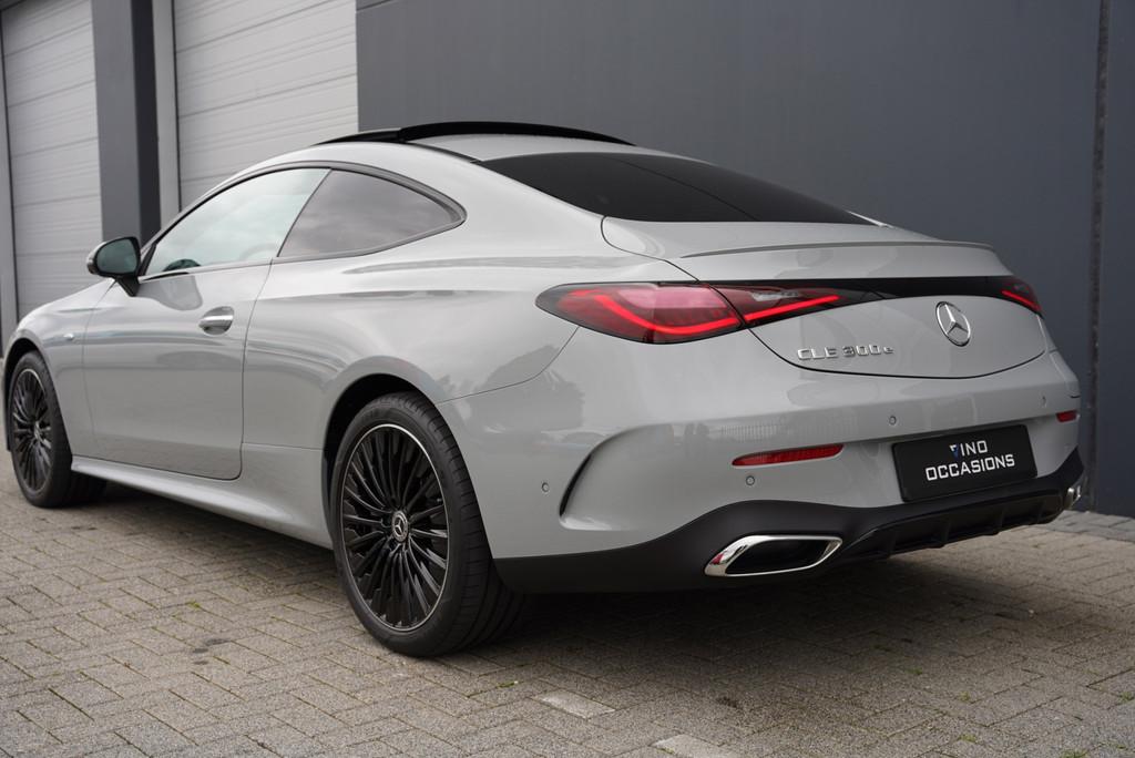Mercedes-Benz CLE Coupé 300 e AMG |Pano|Burmester|Memory|36, Auto's, 4 cilinders, 4 stoelen, Bedrijf, CLE Coupé