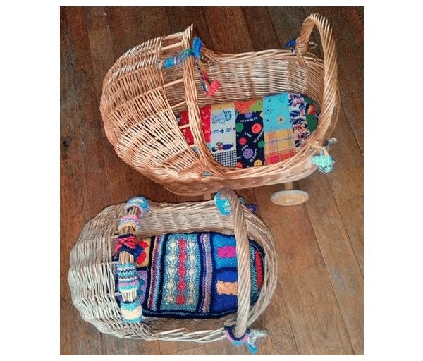 Prachtig rieten poppenwagentje 2 stuks + poppenbuggy etc., Ophalen of Verzenden, Zo goed als nieuw, Overige typen
