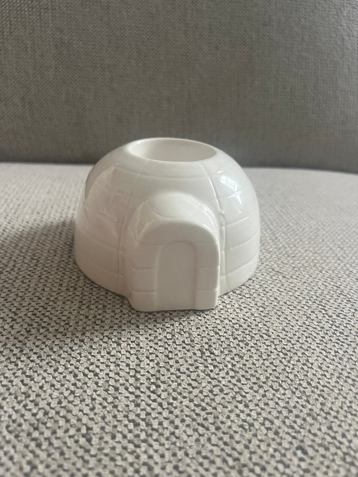 Te koop: Rivièra Maison iglo waxinelichthouder, Huis en Inrichting, Waxinelichthouder, Ophalen of Verzenden, Steen/keramiek, Nieuw