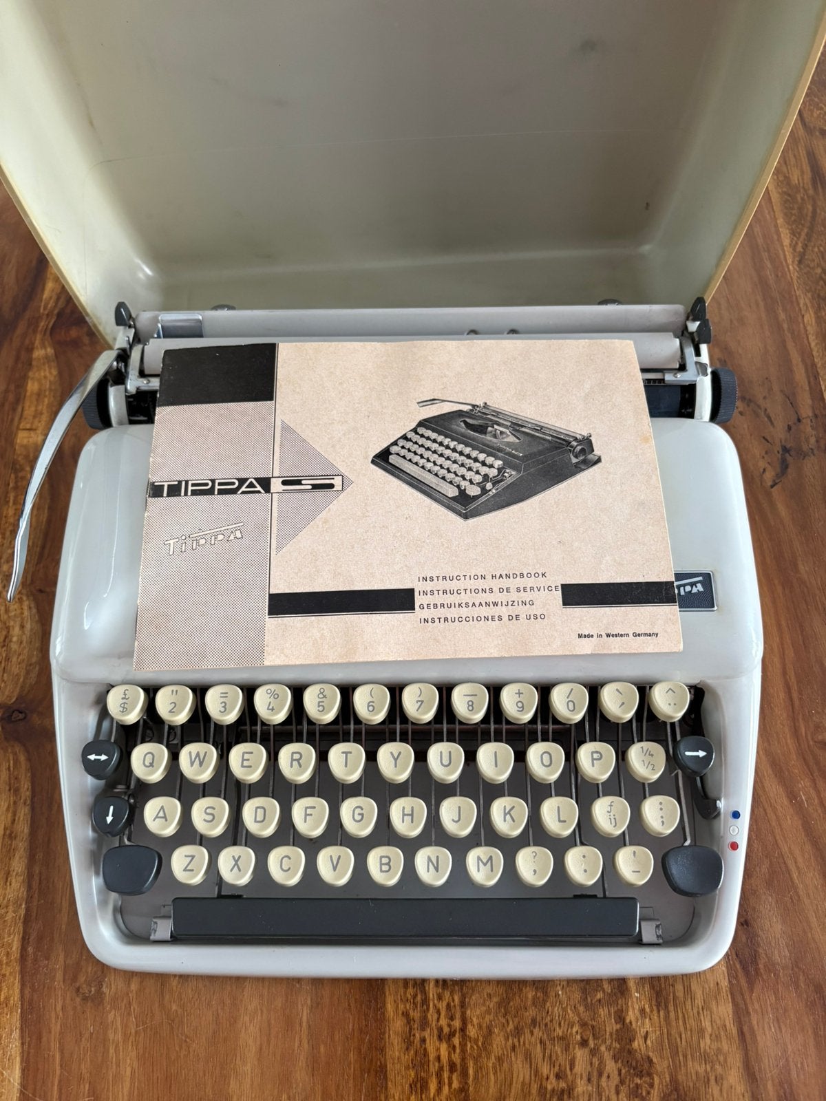 Triumph Tippa S typemachine 1967compl.werkend en orig koffer, Ophalen of Verzenden, Zo goed als nieuw