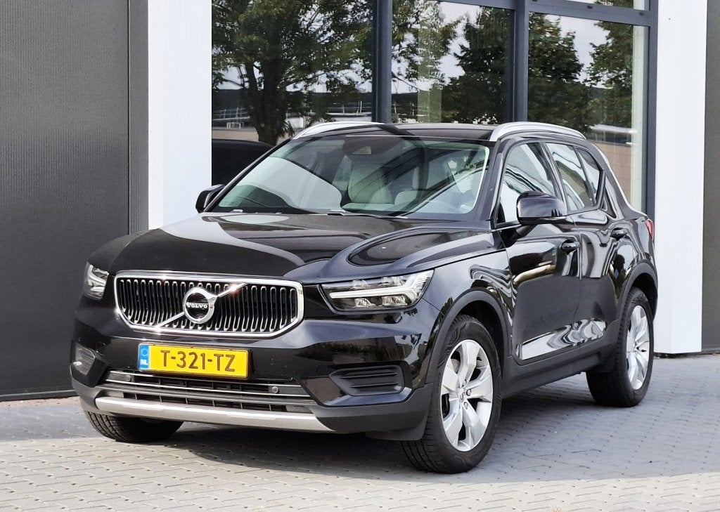 Volvo XC40 2.0 T4 190pk l Camera l 2019 l Harman Kardon, 15 km/l, 1800 kg, 1969 cc, Leder en Stof