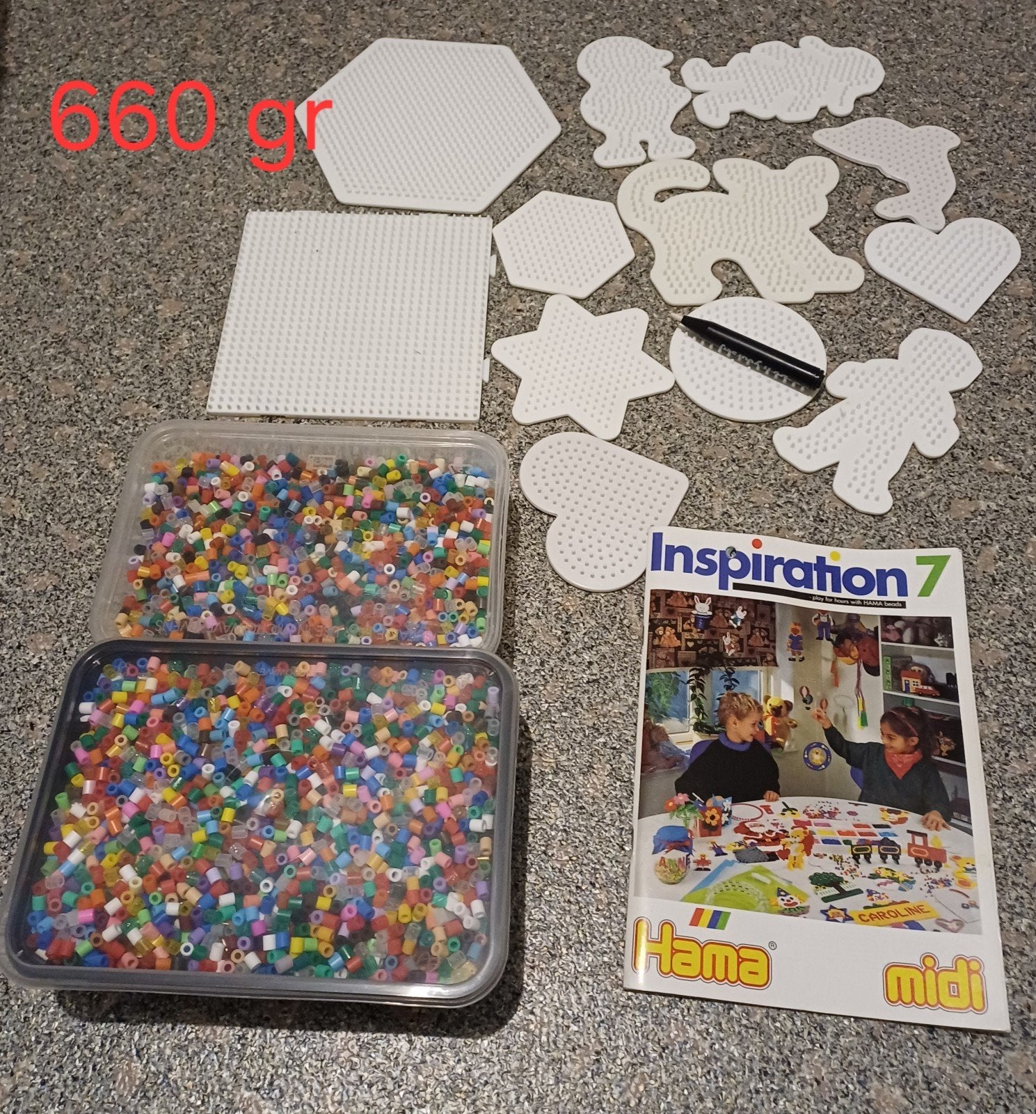 Hama strijkkralen assortiment met inspiratieboekje, Ophalen of Verzenden, Gebruikt, Knutselen