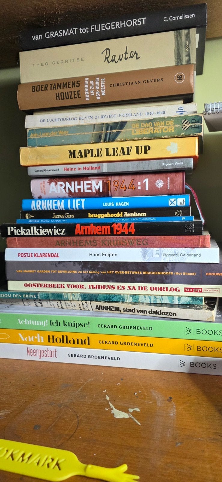 Boeken over Arnhem en Tweede Wereldoorlog, Ophalen of Verzenden, 20e eeuw of later, Gelezen, Diverse auteurs