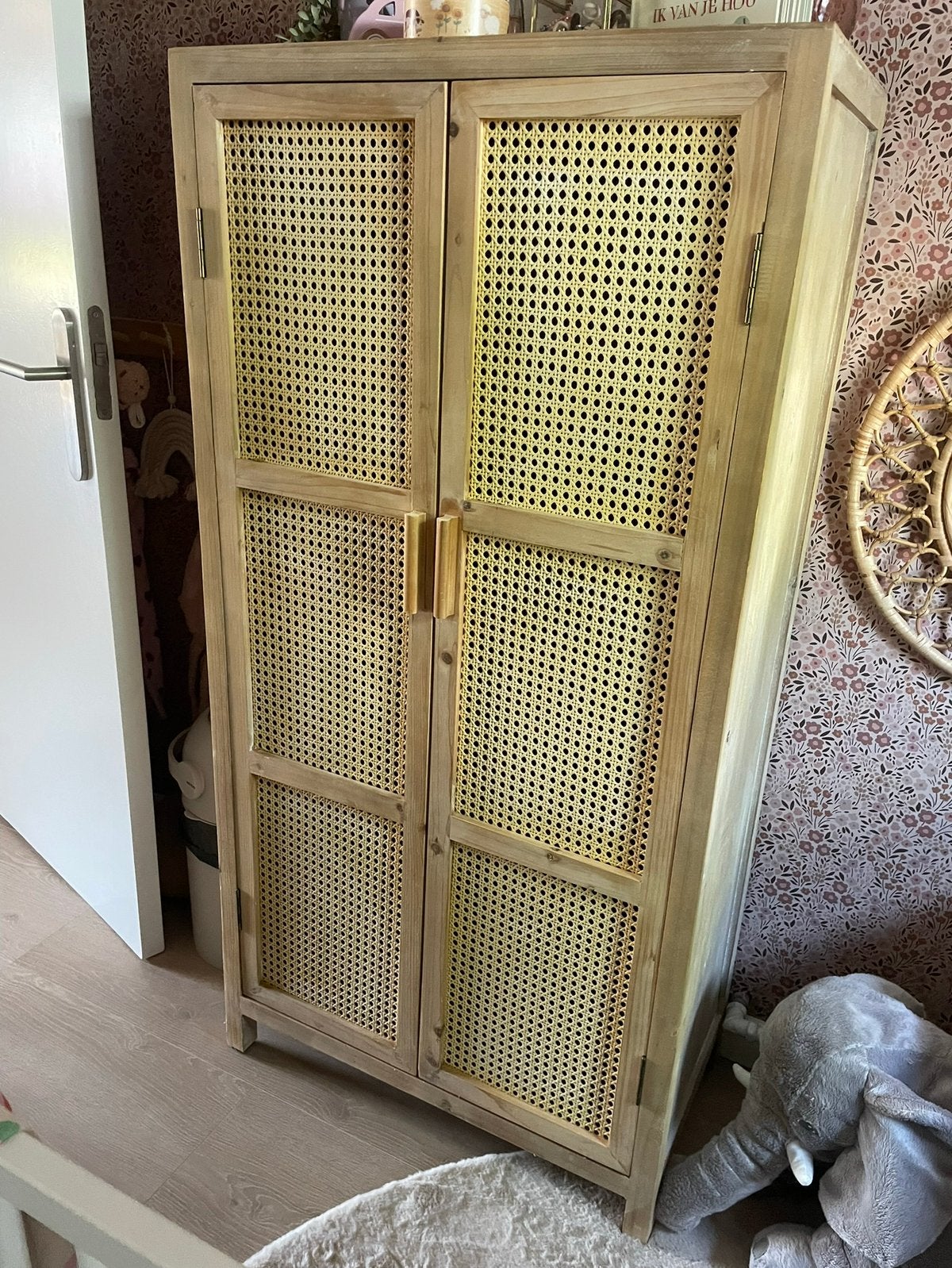Rotan webbing kastje, Ophalen, Zo goed als nieuw