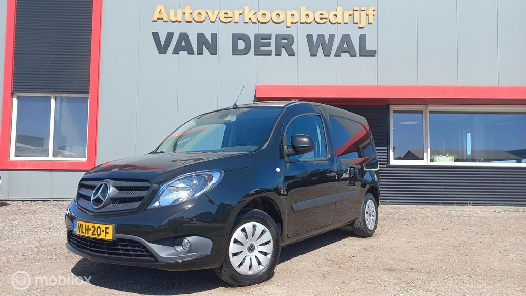 Mercedes Citan bestel 109 CDI, Voorwielaandrijving, Gebruikt, Euro 6, Zwart