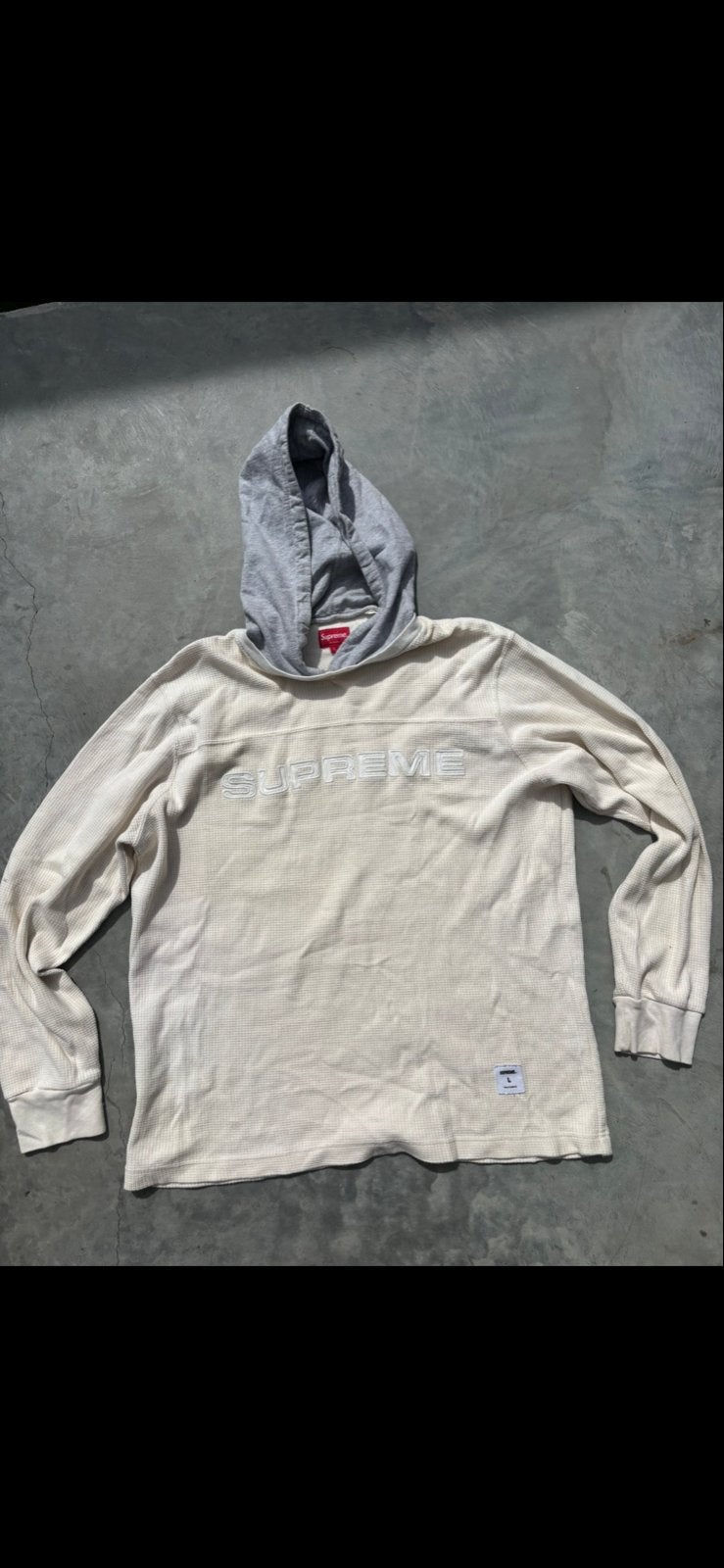 Supreme Waffle Knit Hoodie Crème Grijs Maat L, Ophalen of Verzenden, Gedragen, Maat 52/54 (L), Meerkleurig
