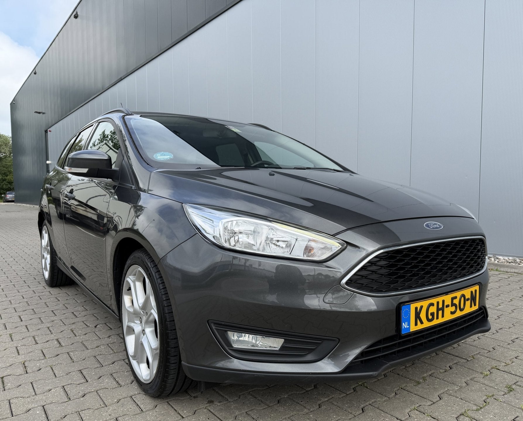 Foto 22 van Ford Focus Wagon 1.0 125PK EcoBoost Titanium Business