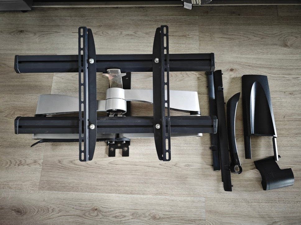 Vogel's TV beugel model EFW 6325, draai/ kantelbaar, Ophalen of Verzenden, Gebruikt