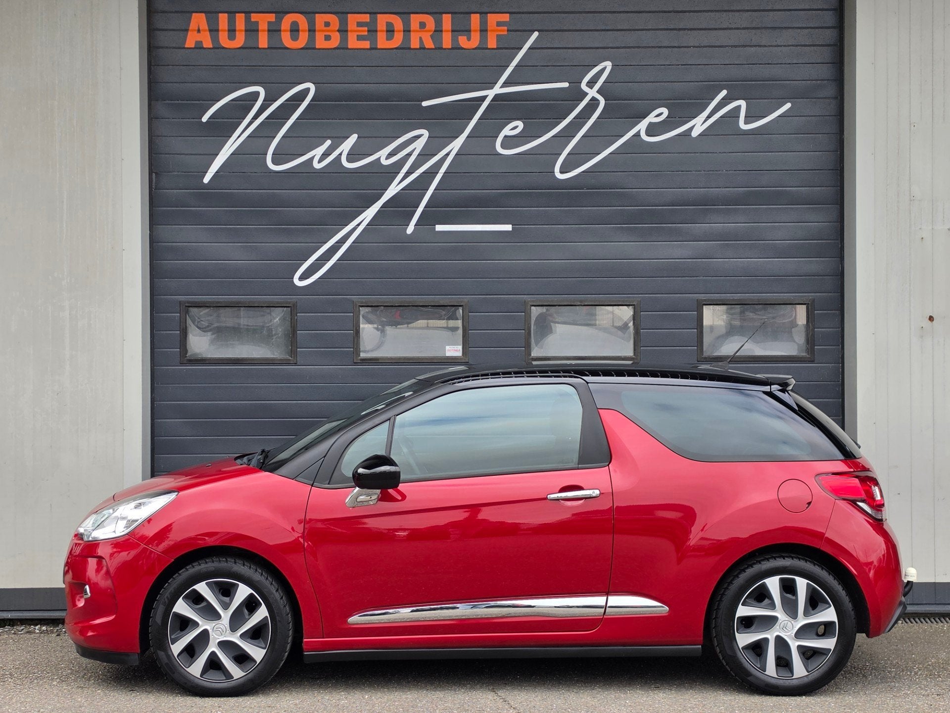 Citroen DS3 1.2 VTi So Chic|Trekhaak|Cruise|APK 02-27|, Voorwielaandrijving, Euro 5, Stof, 1199 cc