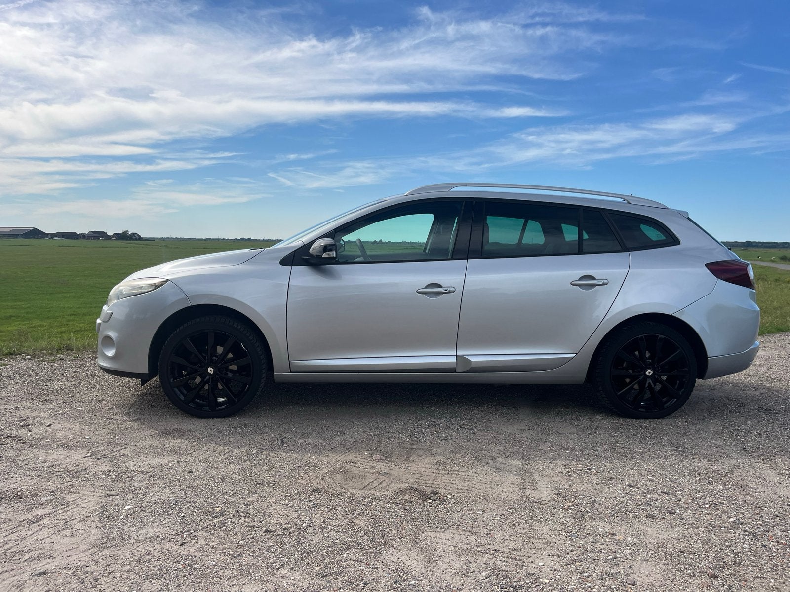 Mooie Renault Mégane DEALER ONDERHOUDEN!, Voorwielaandrijving, 657 kg, 15 km/l, Zwart