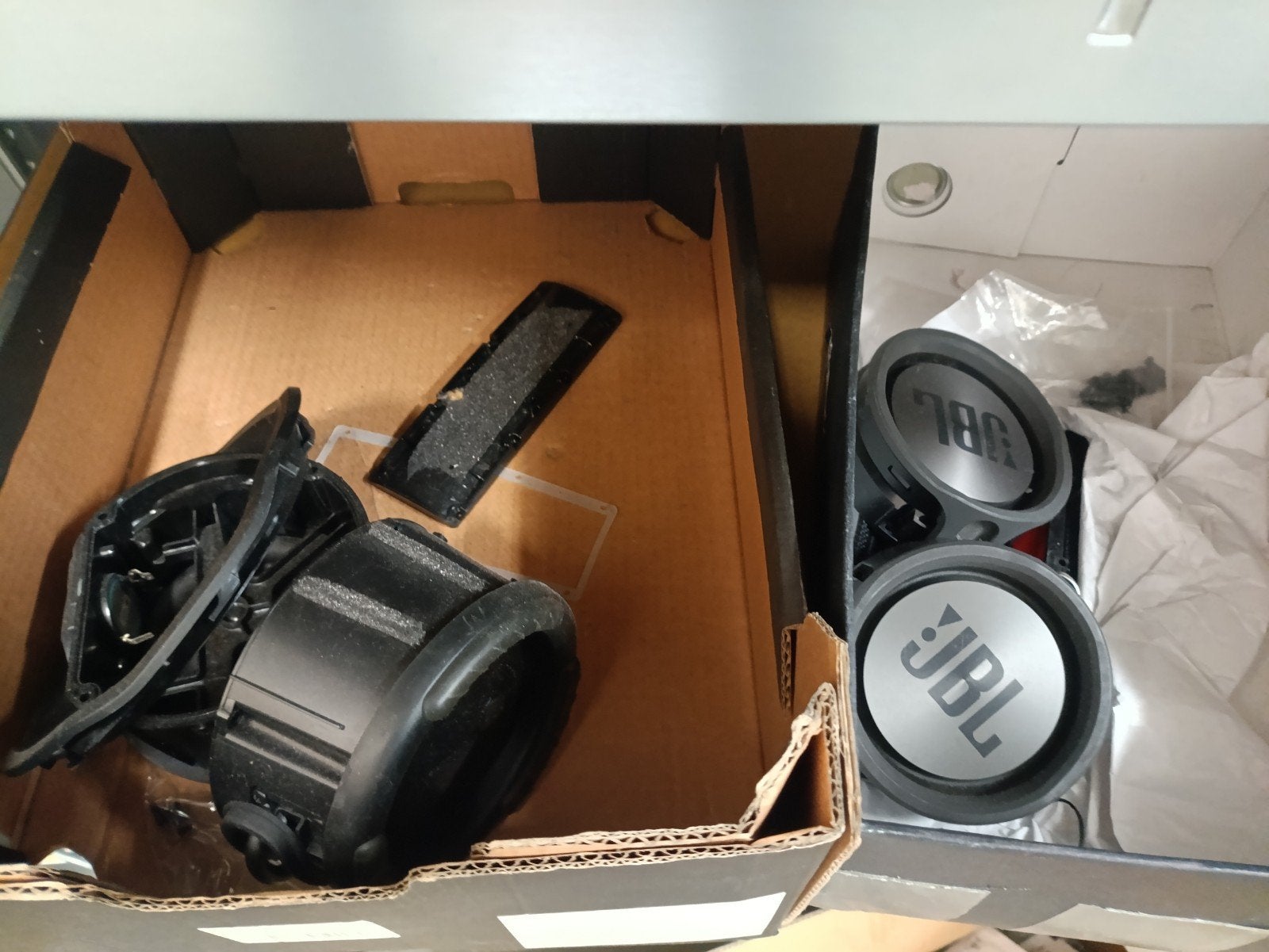 Onderdelen JBL XTREME 2, Ophalen, Info@jbl.com, Niet werkend, Minder dan 60 watt