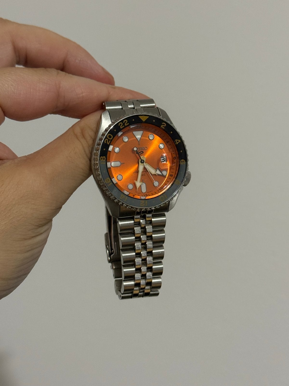 Seiko 5 Sports Oranje Horloge - Origineel met doos en certif, Seiko, Staal, Polshorloge, Ophalen of Verzenden