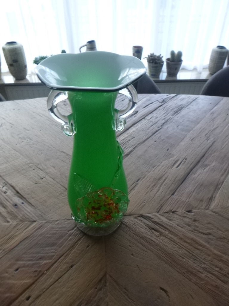 mooie groene vaas van glas (murano), Ophalen of Verzenden, Gebruikt, Groen, Glas